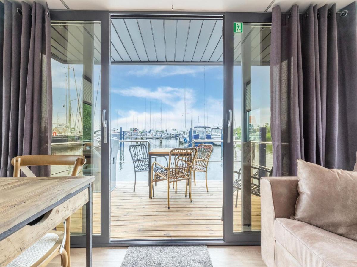 Luxury Houseboat In Volendam Marina酒店 外观 照片