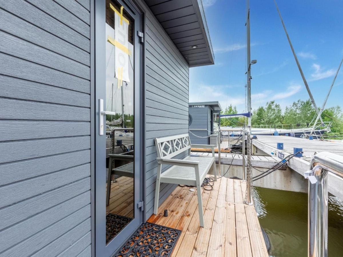 Luxury Houseboat In Volendam Marina酒店 外观 照片