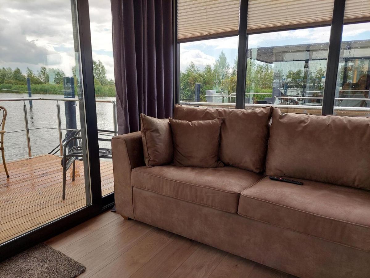 Luxury Houseboat In Volendam Marina酒店 外观 照片