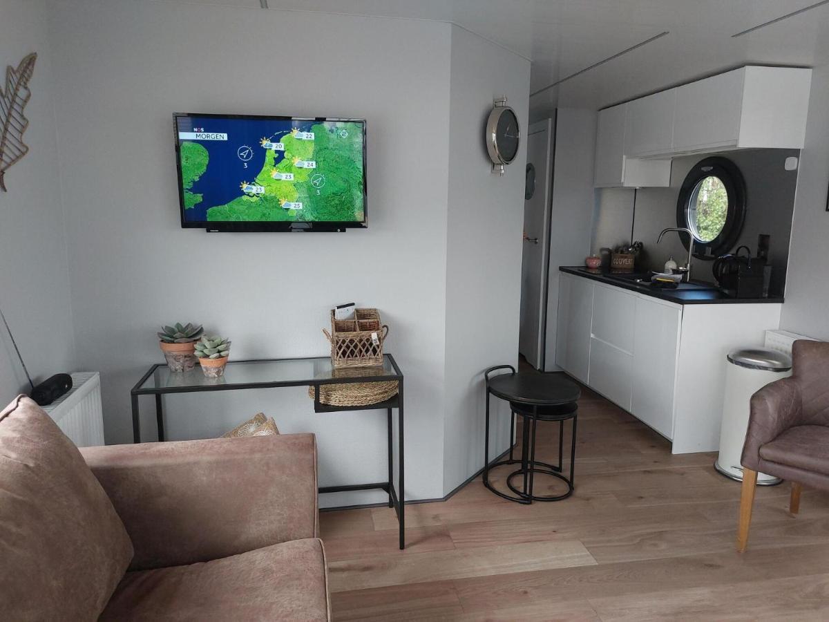 Luxury Houseboat In Volendam Marina酒店 外观 照片